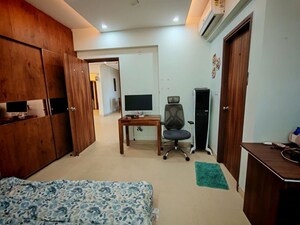Bedroom in 6+ BHK Independent House at Hebbal Kempapura – for Sale