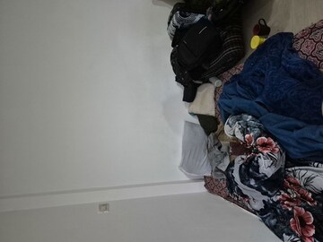 Parking in 1.5 BHK Builder Floor at Mayur Vihar – for Rent