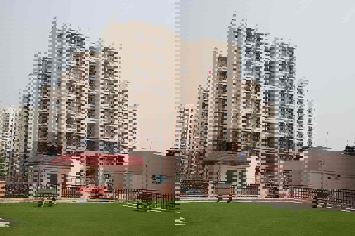 2 BHK Apartment For Sale in SG Grand