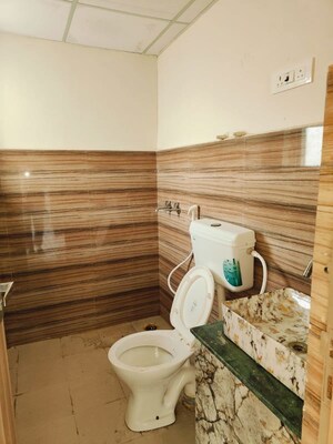 Furnished Amenities in 1 BHK Apartment at Pivotal Paradise, Sector 62 – for Rent