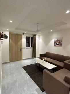 2 BHK + Servant Room Apartment For Rent in Chattarpur