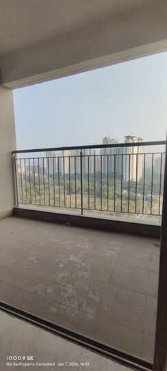 2 BHK + Extra Room Apartment For Rent in Kalpataru Paramount E