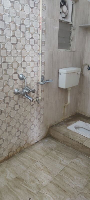 Bathroom in 2 BHK Apartment at Bora Ville Phase II, Kharadi – for Sale