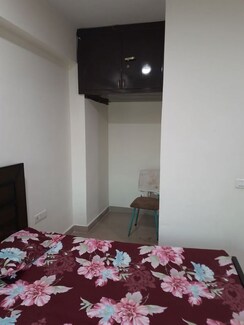 2.5 BHK + Pooja Room,Study Room Apartment For Rent in Mayur Vihar