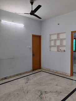 2 BHK + Pooja Room,Study Room Independent House For Rent in Gomti Nagar