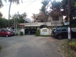 Plot For Sale in Elamkulam