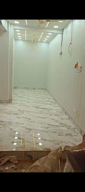 Showroom For Rent in Lajpat Nagar 4