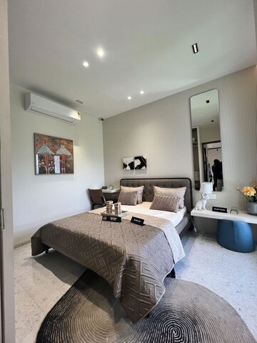 Team Area in 3 BHK Apartment at Piramal Mahalaxmi Central Tower, Mahalaxmi – for Sale