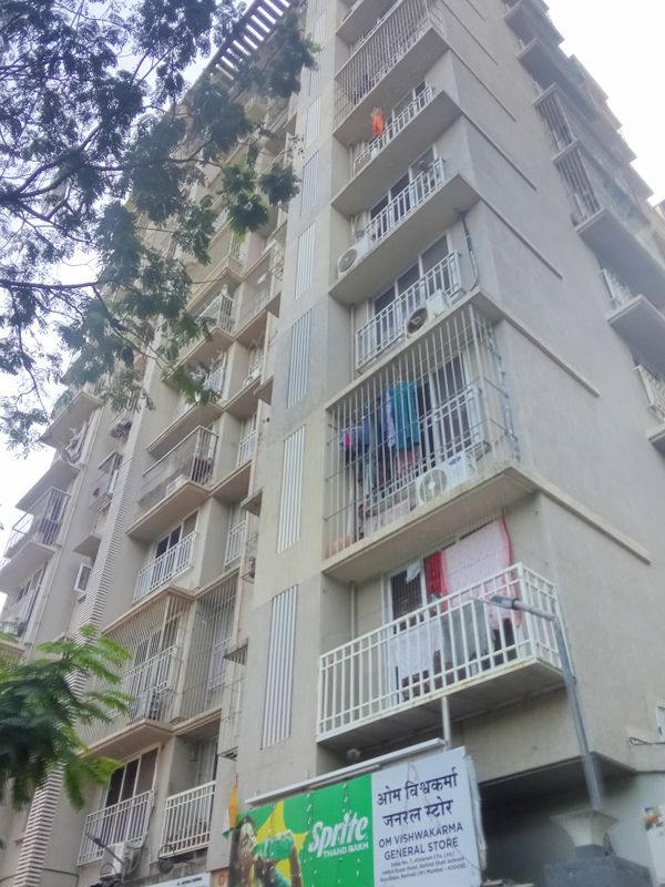 1 BHK 342 Sq.Ft. Apartment in Atmaram Tower