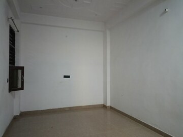 Room in 1.5 BHK Builder Floor at Rajendra Park – for Rent