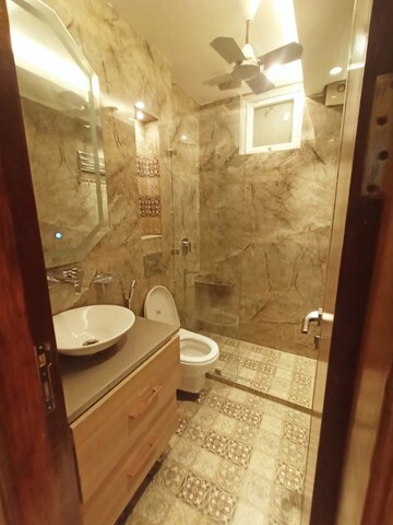 Bathroom in 4 BHK Builder Floor at Ansal API Esencia, Sector 67 – for Rent