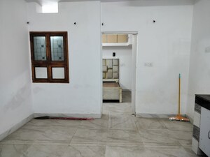 Room in 1 BHK Apartment at Sarita Vihar – for Sale