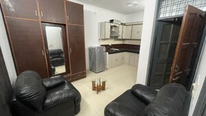 Living Room in 1 BHK Builder Floor at Sector 40 – for Rent