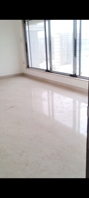 Room in 4 BHK Apartment at Deep CHS Borivali West, Borivali West – for Sale