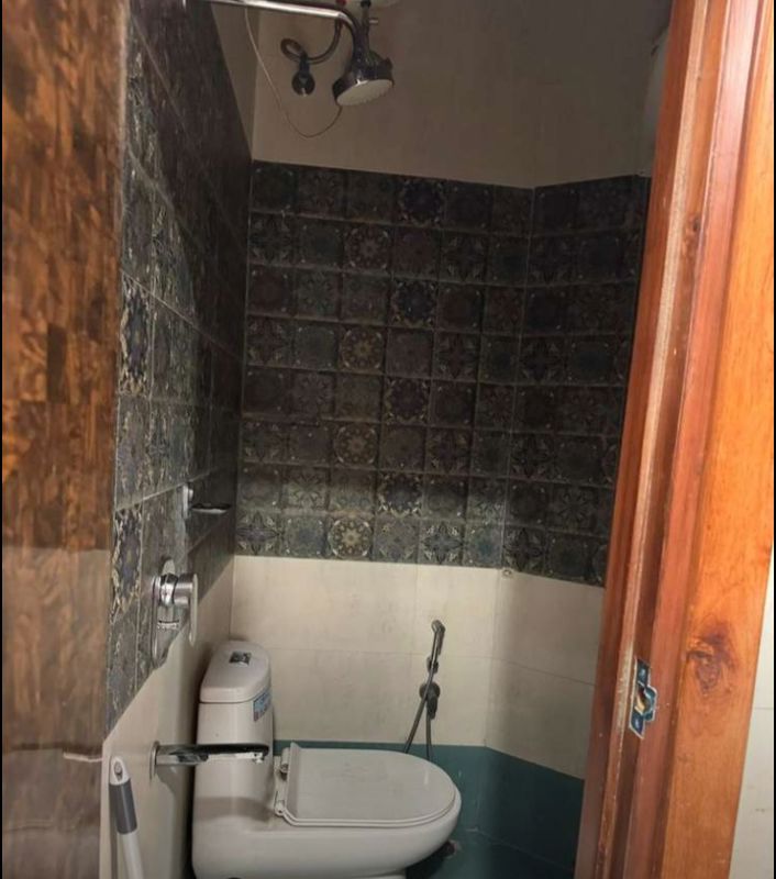 2 BHK Builder Floor For Rent in Sector 22