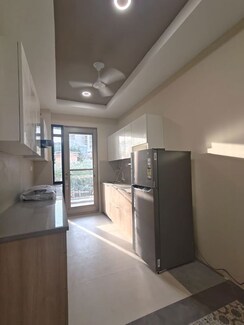 StudioBuilder Floor For Rent in Sector 46