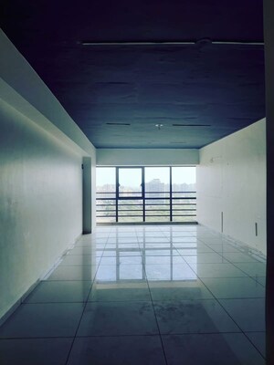 Room in  Office Space at Gota – for Rent