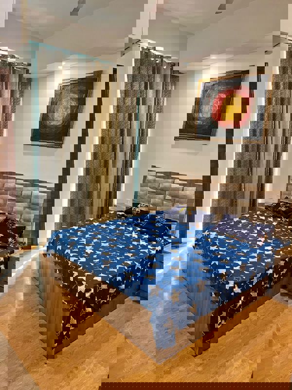 3 BHK + Servant Room 2500 Sq.Ft. Apartment in Mahagun Mezzaria