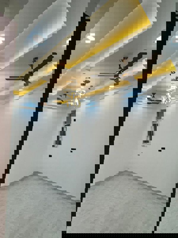 3 BHK + Pooja Room 1850 Sq.Ft. Apartment in VVIP Addresses