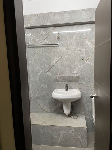 Bathroom in 3.5 BHK Villa at Sector 51 – for Rent