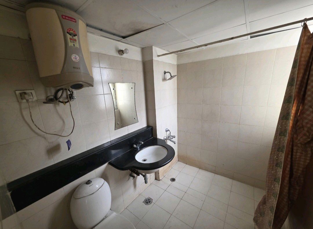 3 BHK + Servant Room 2061 Sq.Ft. Apartment in Orchid Petals