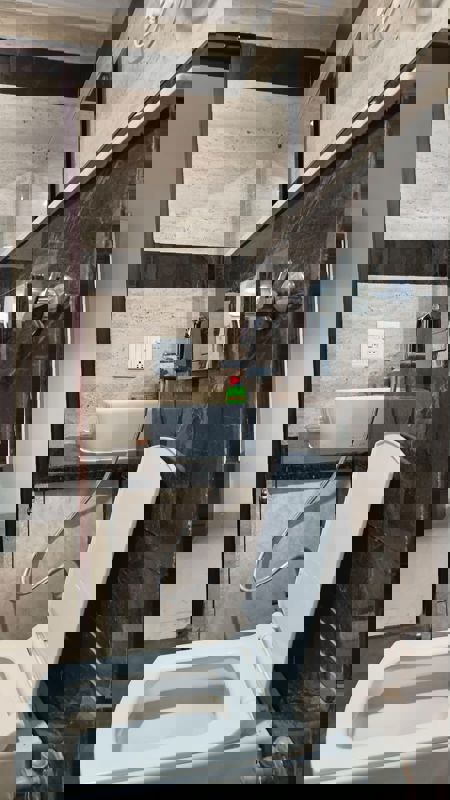 5 BHK + Pooja Room Builder Floor For Rent in Sushant Lok 2