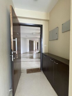 3 BHK + Store Room Apartment For Rent in Oberoi Exquisite Goregaon