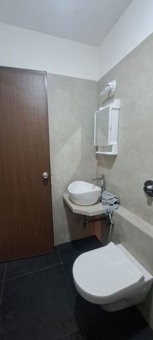 Bathroom in 3 BHK Apartment at Jyoti Sukriti, Goregaon East – for Rent
