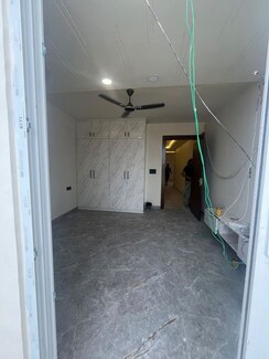 5 BHK Builder Floor For Sale in Vikas Puri