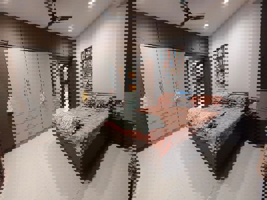 1 BHK 800 Sq.Ft. Apartment in Balmurali CHS