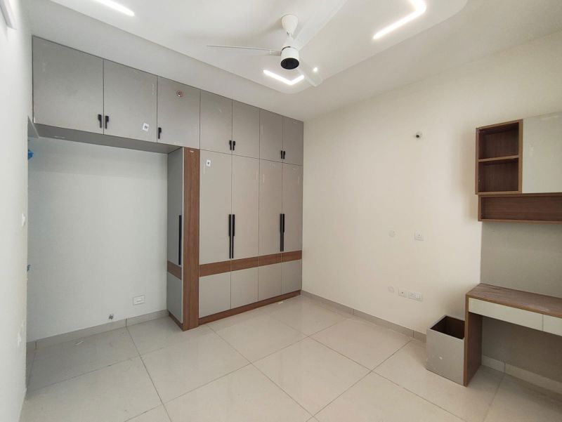 2.5 BHK + Pooja Room Apartment For Rent in Aparna Sarovar Zenith