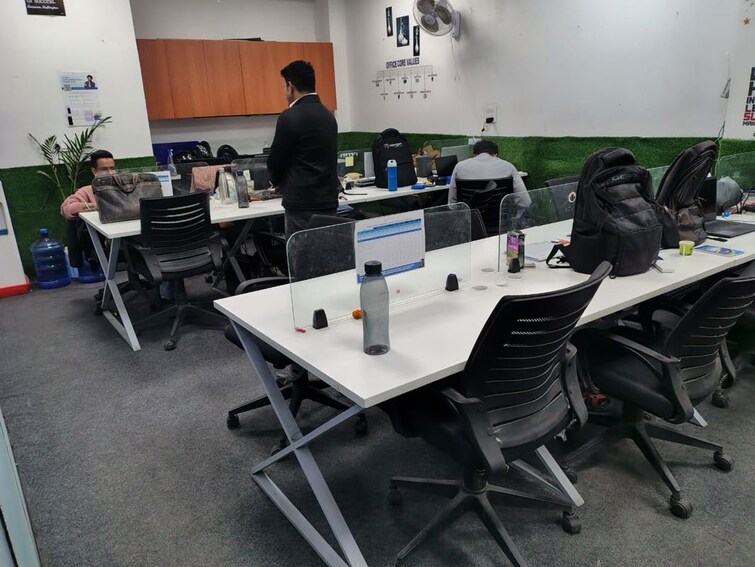 Team Area, sector 3 Commercial Office Space 650 Sq.Ft. In Sector 3 Noida 9891067