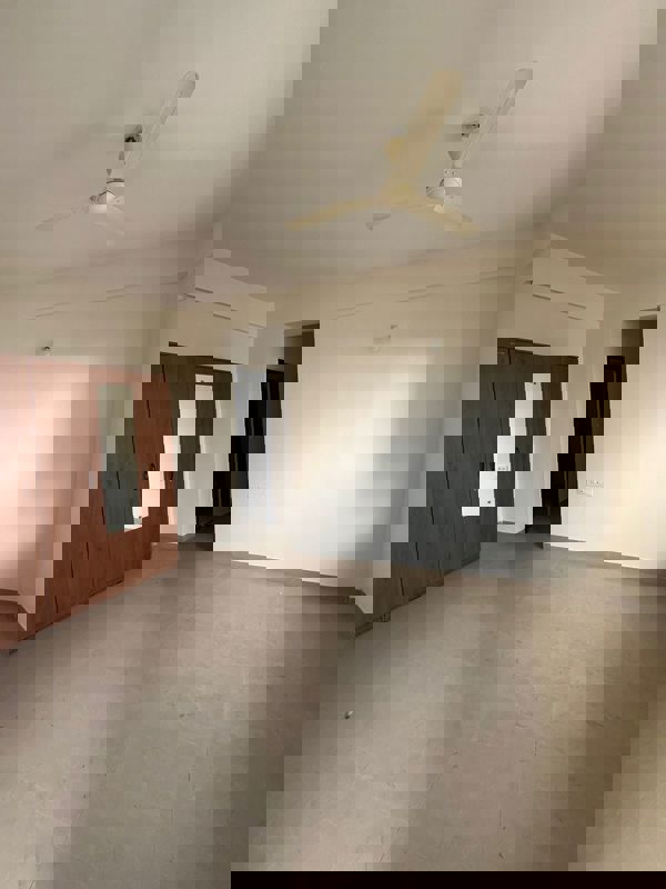 3 BHK + Pooja Room 1050 Sq.Ft. Apartment in Patel Smondoville