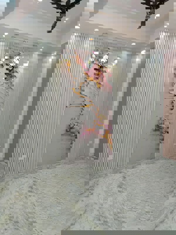 2 BHK + Pooja Room Builder Floor For Rent in RPS Palm Drive