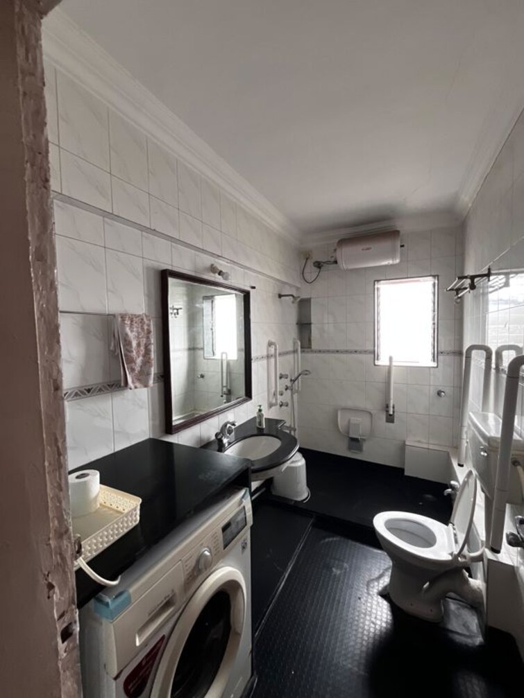 Team Area, cuffe parade 3 Bedroom 1250 Sq.Ft. Apartment In Cuffe Parade Mumbai 9891230