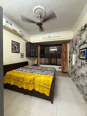 Bedroom in 3 BHK Apartment at Balaji Bhavan, Seawoods Sector 44a – for Rent