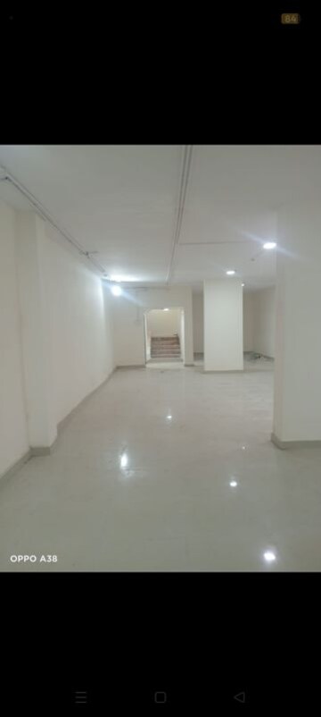  Showroom For Rent in Goregaon West