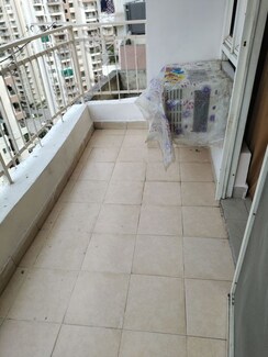 3 BHK + Study Room Apartment For Rent in Antriksh Golf View