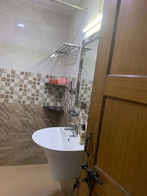 Bathroom in 1 BHK Apartment at Sector 13 Dwarka – for Rent