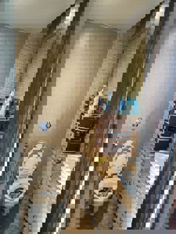 3 BHK Apartment For Rent in Lake Home