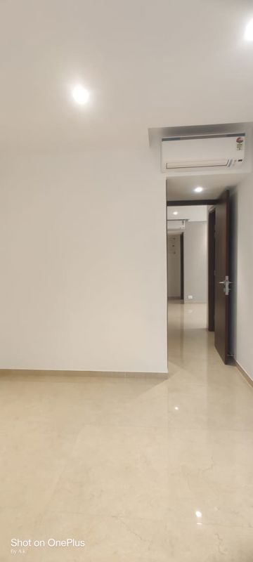 1 BHK Apartment For Rent in Hiranandani Regent Hill