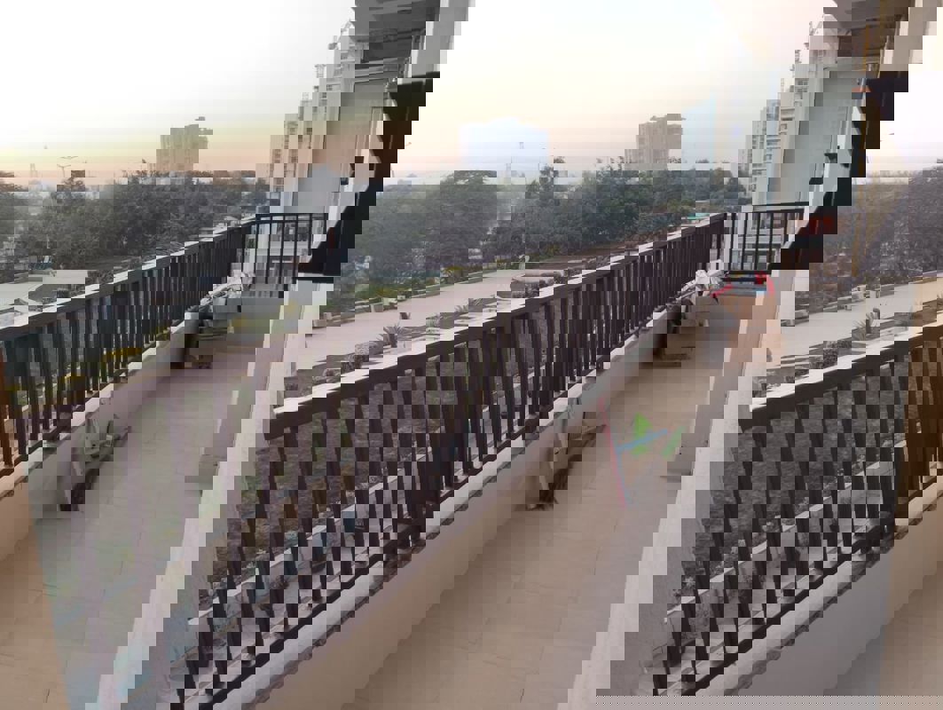 3 BHK + Extra Room 1435 Sq.Ft. Apartment in Mahagun Moderne