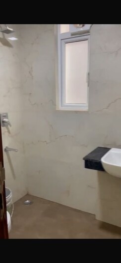 2.5 BHK + Extra Room Builder Floor For Rent in M3M Soulitude