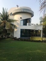 1100 Sq.Yd. Land in Athwalines