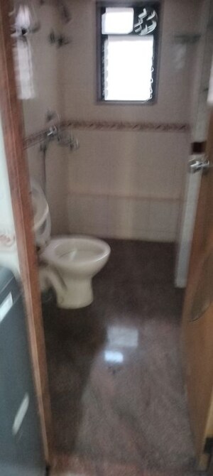 Bathroom in 2 BHK Apartment at Golden Heights Andheri West, Andheri West – for Rent