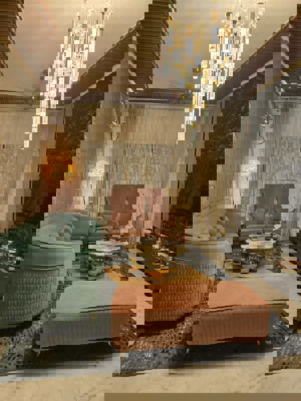 3 BHK + Extra Room 925 Sq.Ft. Builder Floor in S S Southend