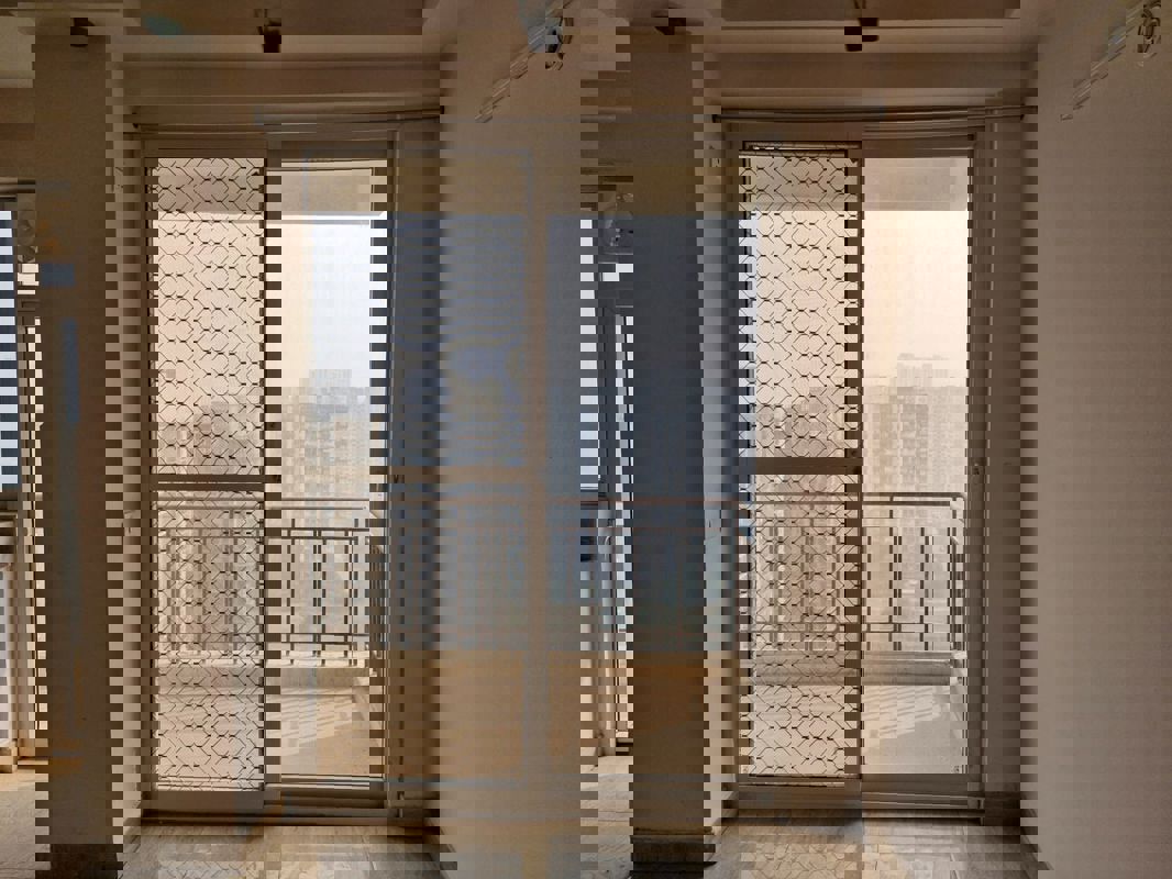 3 BHK 1115 Sq.Ft. Apartment in Amrapali Golf Homes