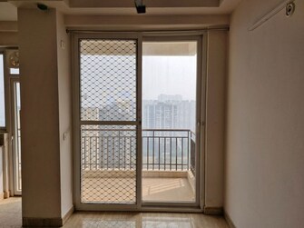3 BHK 1115 Sq.Ft. Apartment in Amrapali Golf Homes