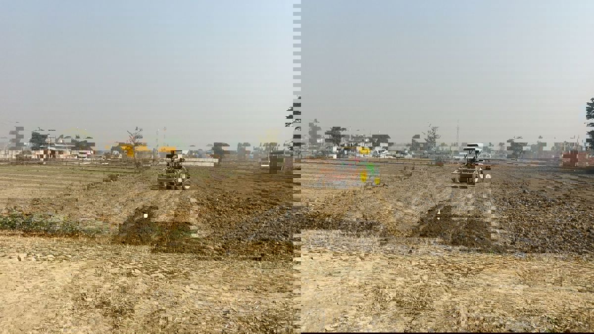 Plot For Sale in Raebareli Road