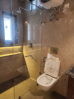 2 BHK Builder Floor For Rent in Malviya Nagar